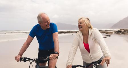Stem_Cell_Therapy_vs_Knee_Replacement.jpg